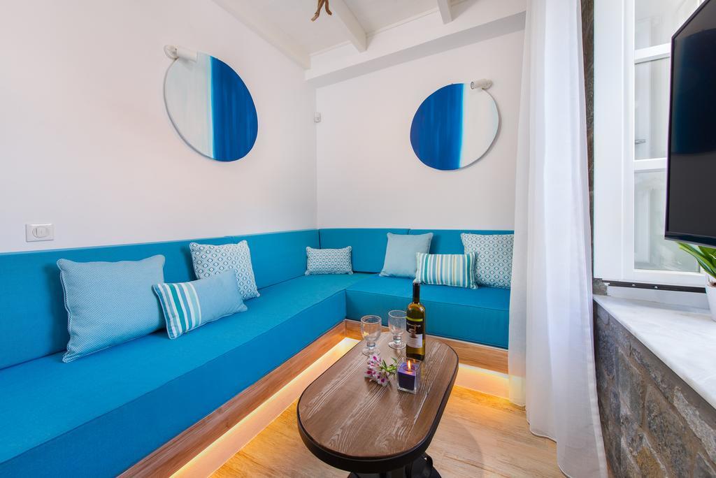 Deluxe Two-Bedroom Villa Outdoor Hot Tub