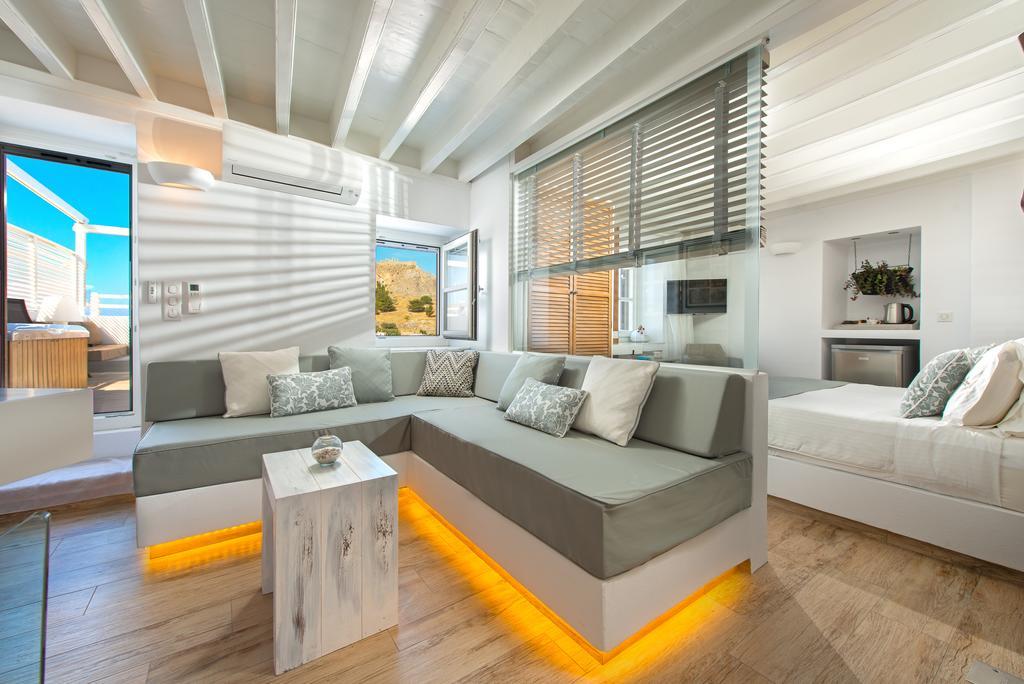 Deluxe Two-Bedroom Villa Outdoor Hot Tub