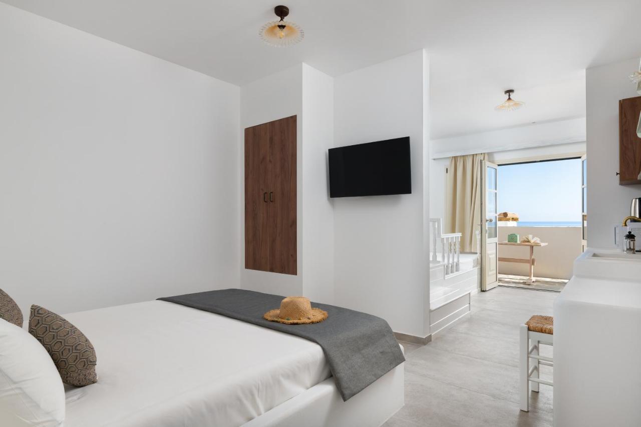Akti Luxury Suites sea view