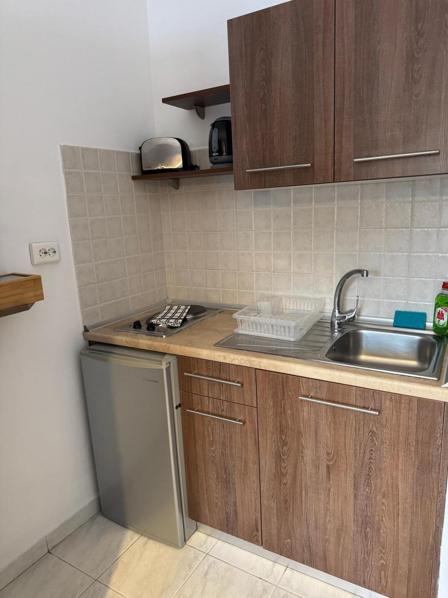 Studio Apartment