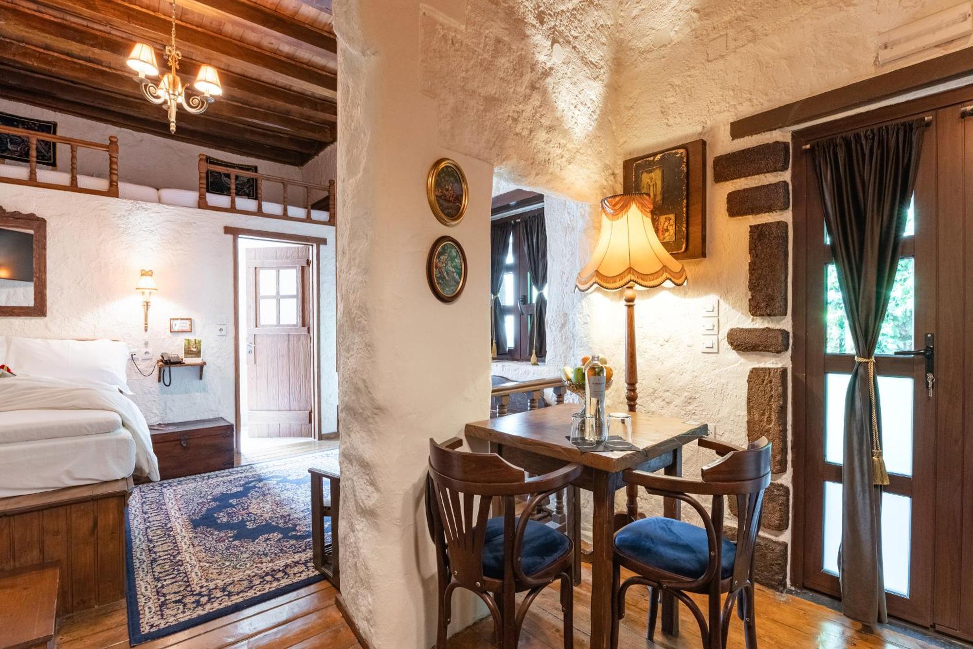 Kavvadias