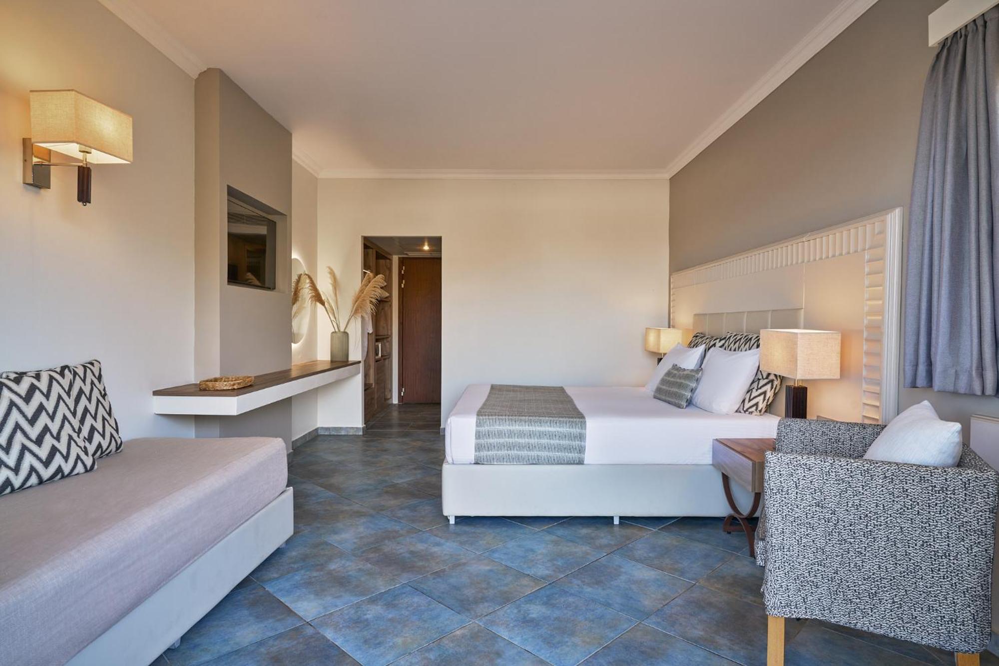 Superior Double Room Garden View