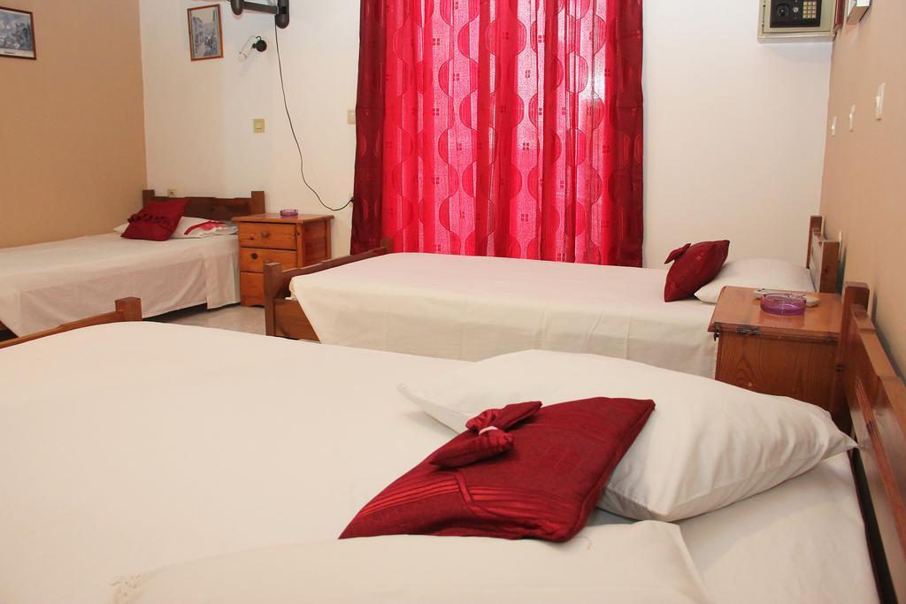 Basic Triple Room