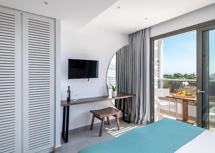 Kellys Luxury Apartments Faliraki