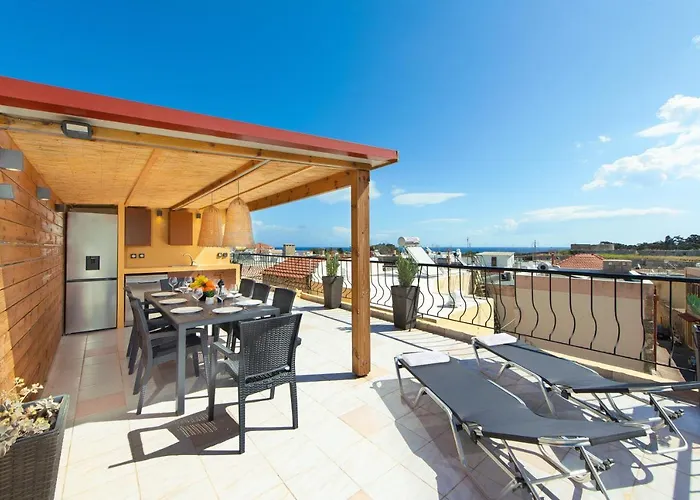 A Unique 3-4 Bedrooms House In Old Town Rhodes City