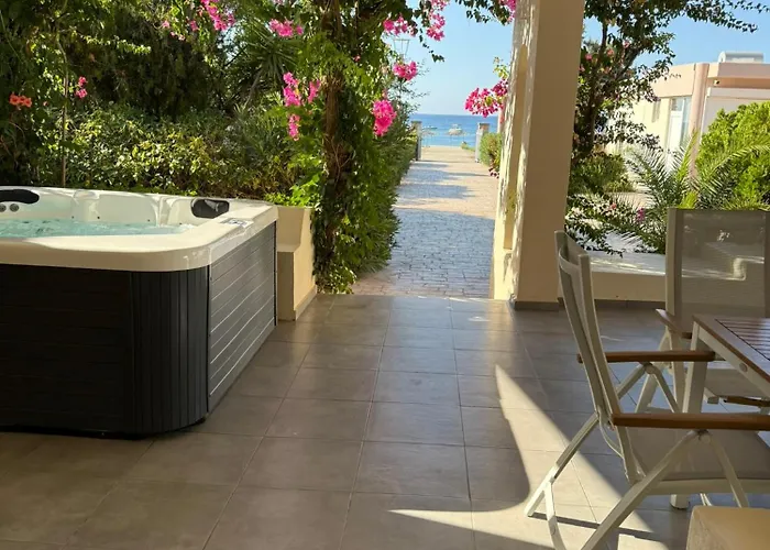 Amaryllis Front Beach Hotel Lardos