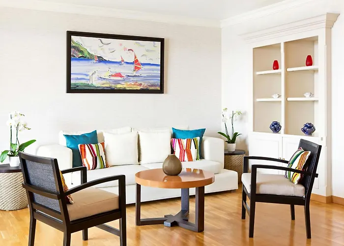 Rhodes City hotels near Ieros Naos Evaggelismoy ths Theotokoy