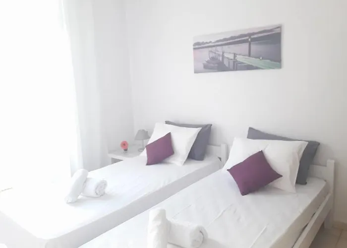 Boutique Beautiful City Center Flat Rhodes City