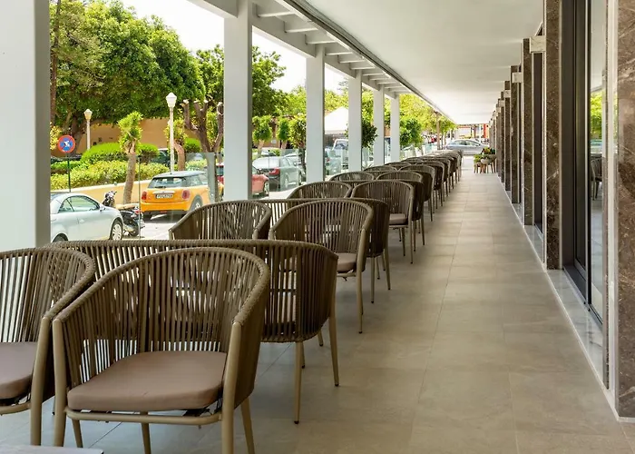 Rhodes City hotels near Diagoras Stadium